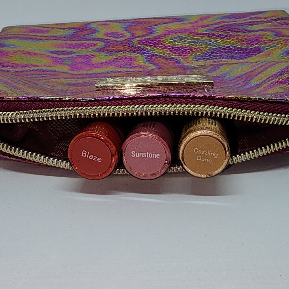 Desert Sands Collection